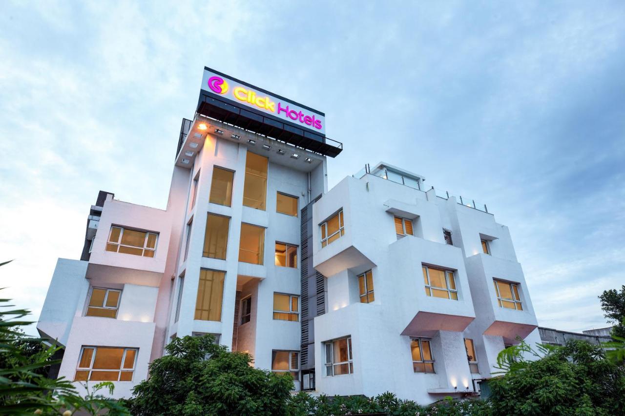 Click Hotel Nashik Exterior photo